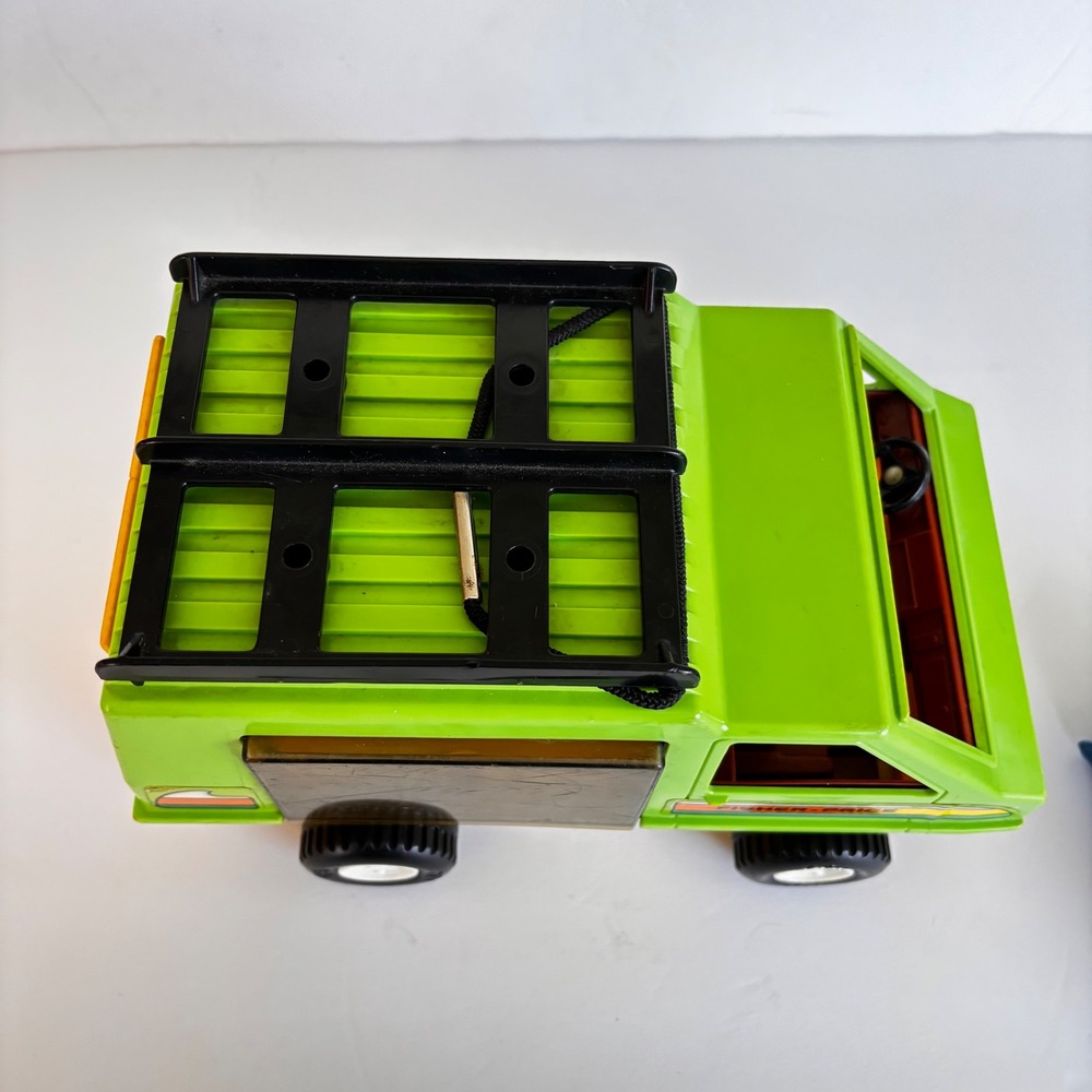 Vintage Fisher Price Wilderness Explorer Green Van with Tent 1970s Toy 318 - Picture 8 of 11